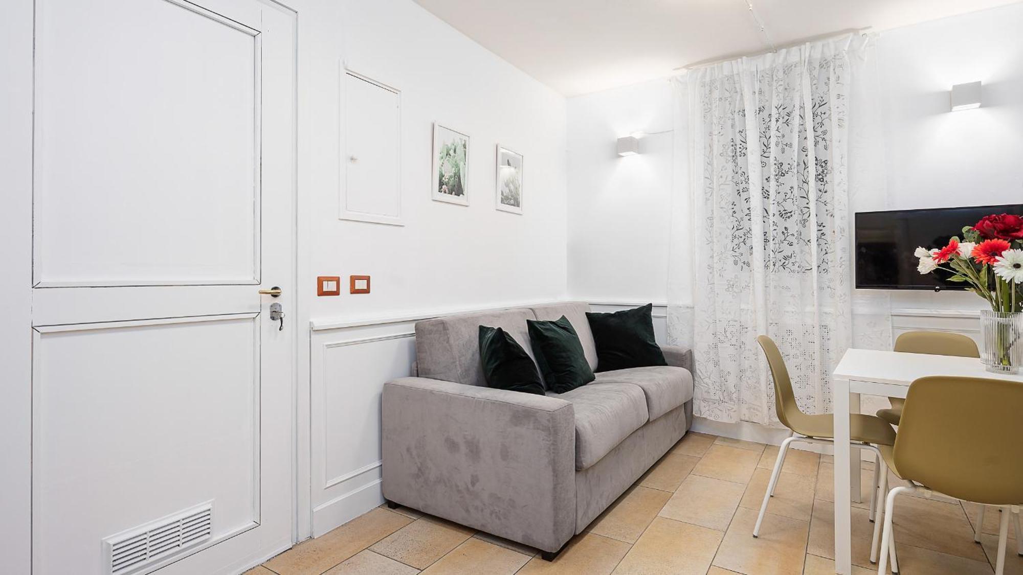 Classbnb - Just A 5 Minute Walk From Cathedral Square Milan