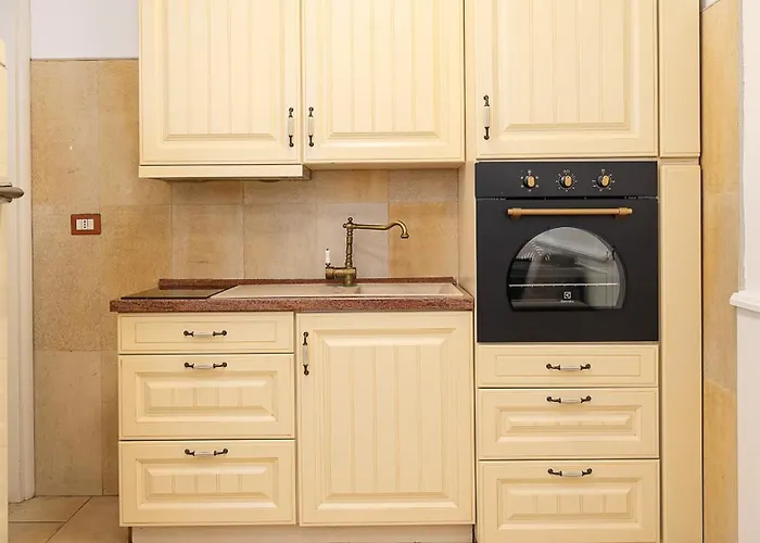 Classbnb - Apartment Just A 5 Minute Walk From Cathedral Square